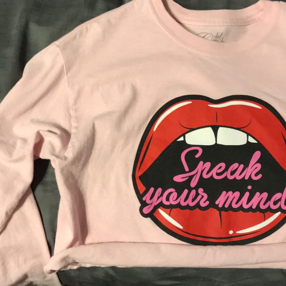 Long sleeve crop top
